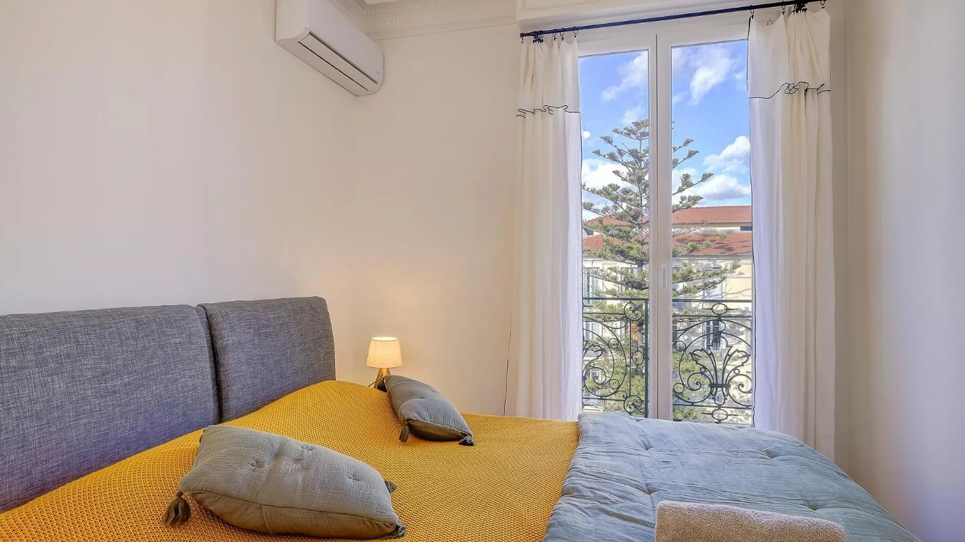 Maison Bianchi - Avenue Durante - Downtown Top Floor Nice Apartment